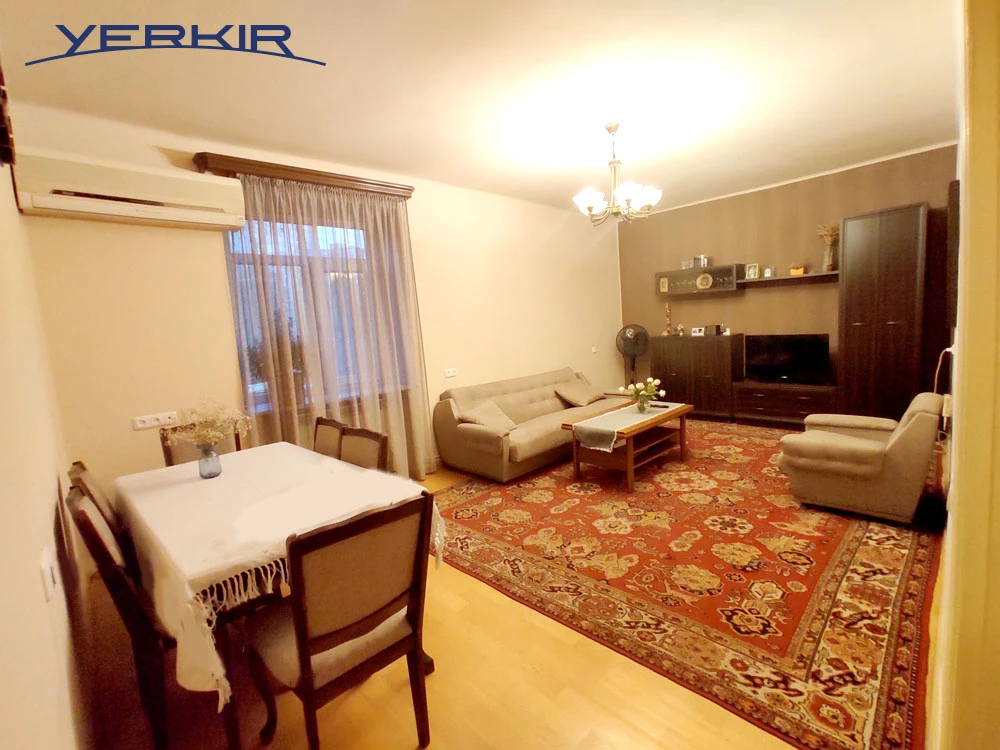 Apartments Code: 9+306349