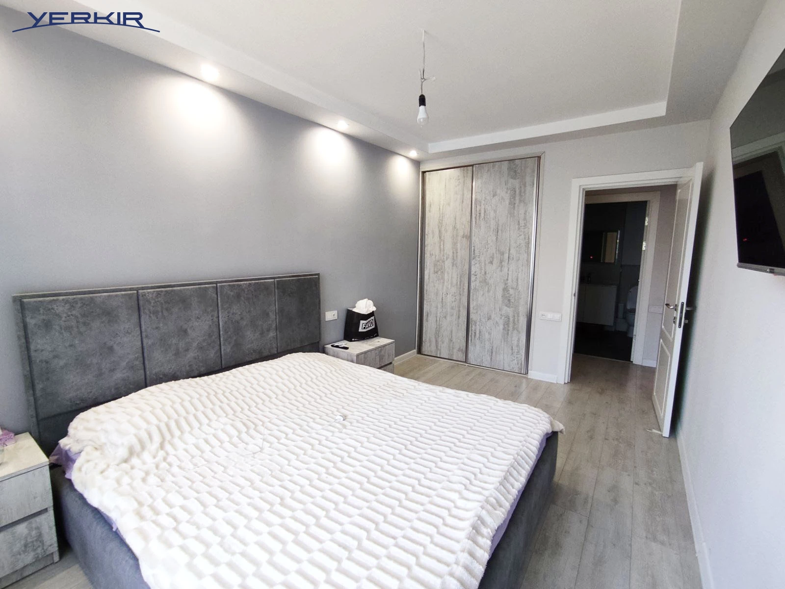 Apartments Code: 9+212986