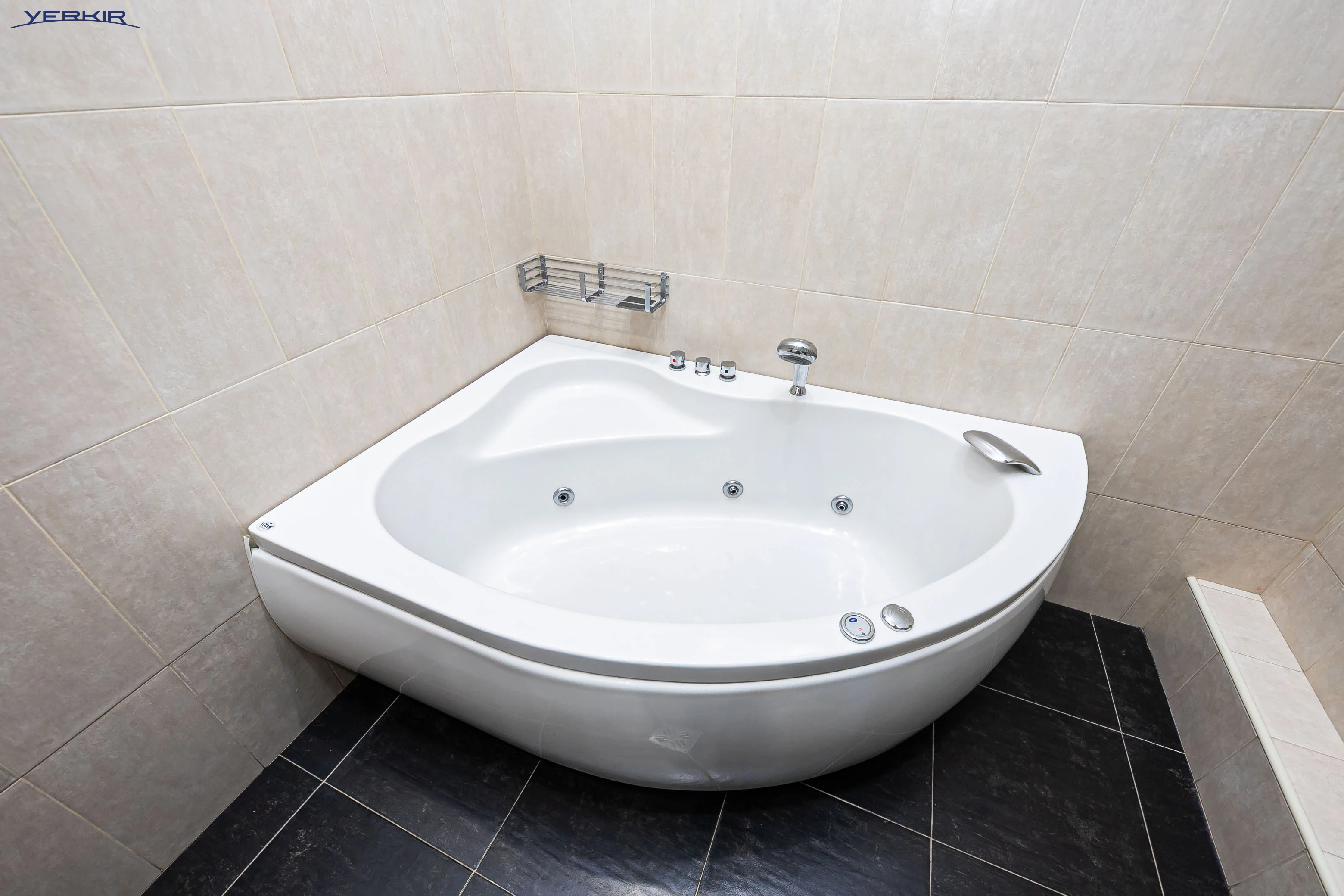 Բնակարաններ Կոդ` 5+420265