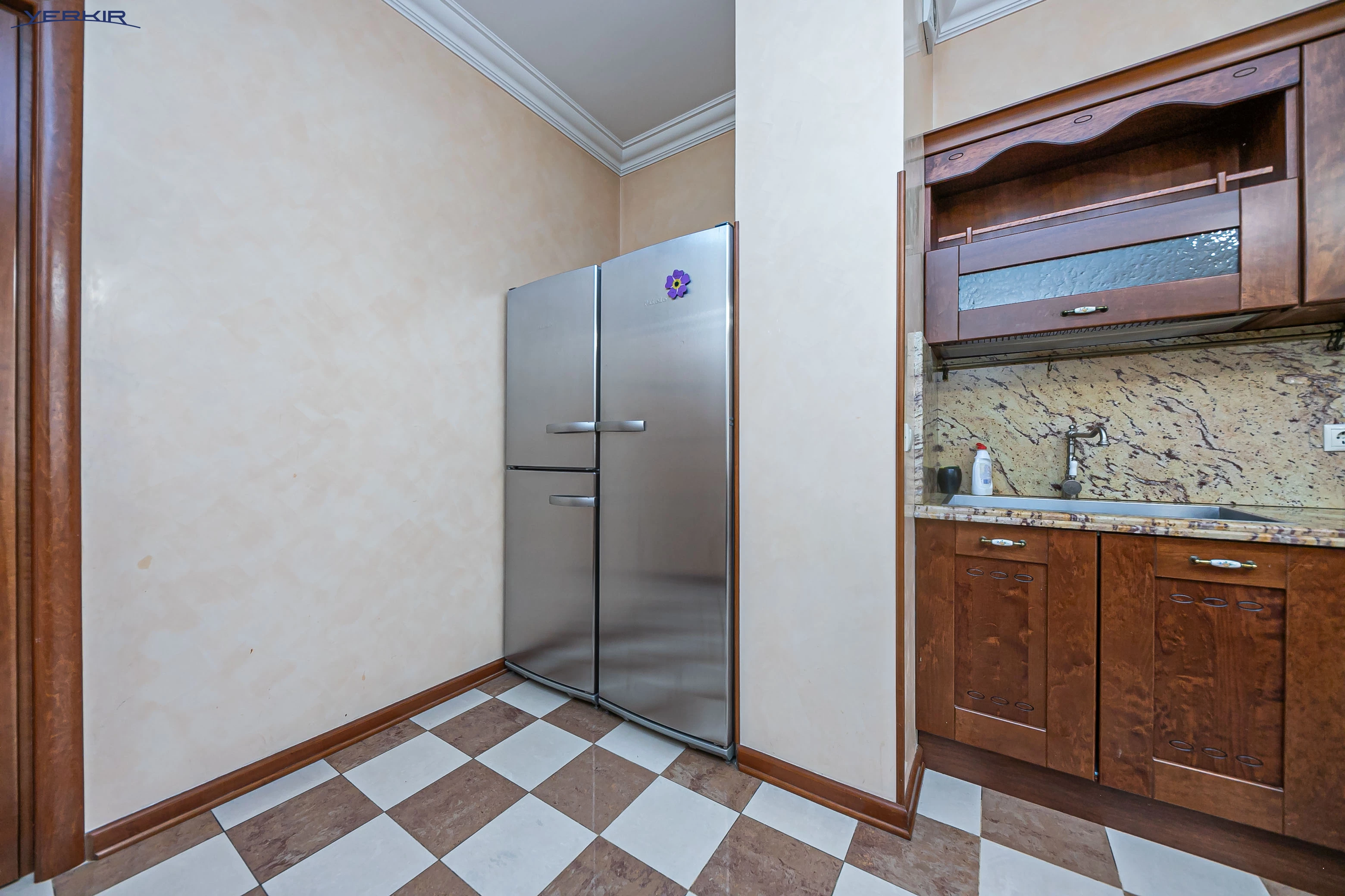 Apartments Code: 5+420265