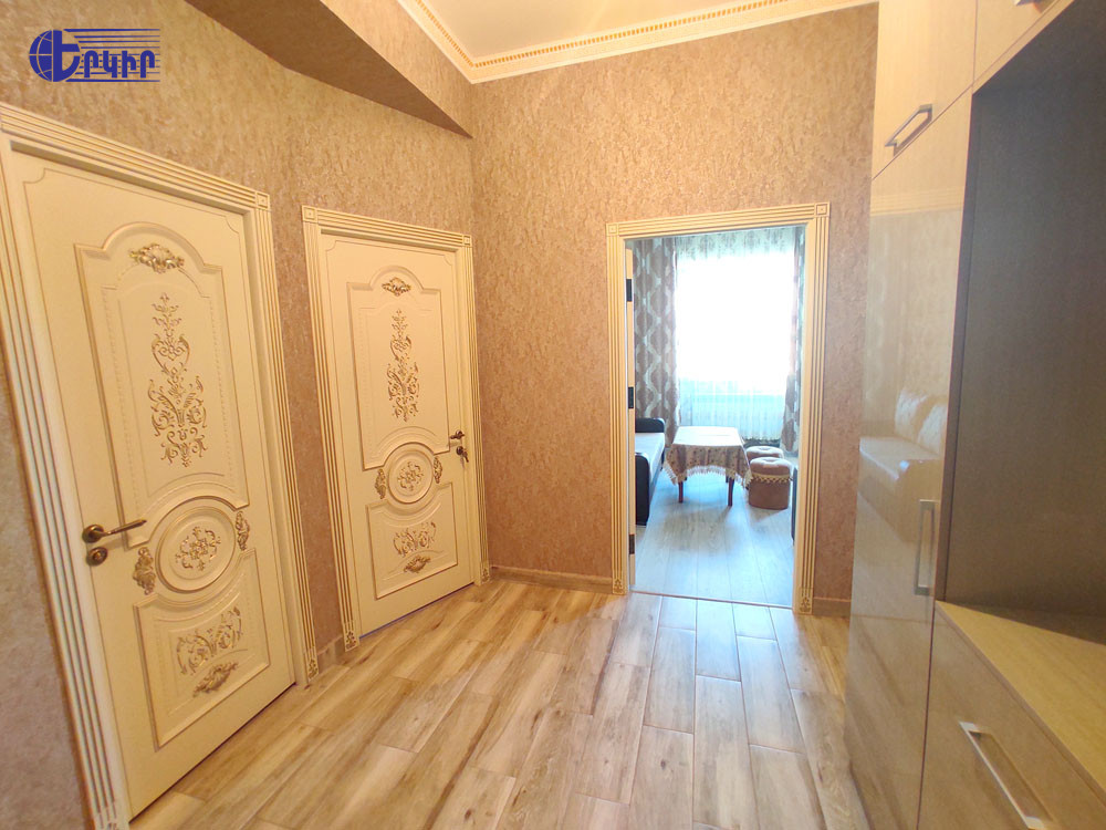 Բնակարաններ Կոդ` 10+203363