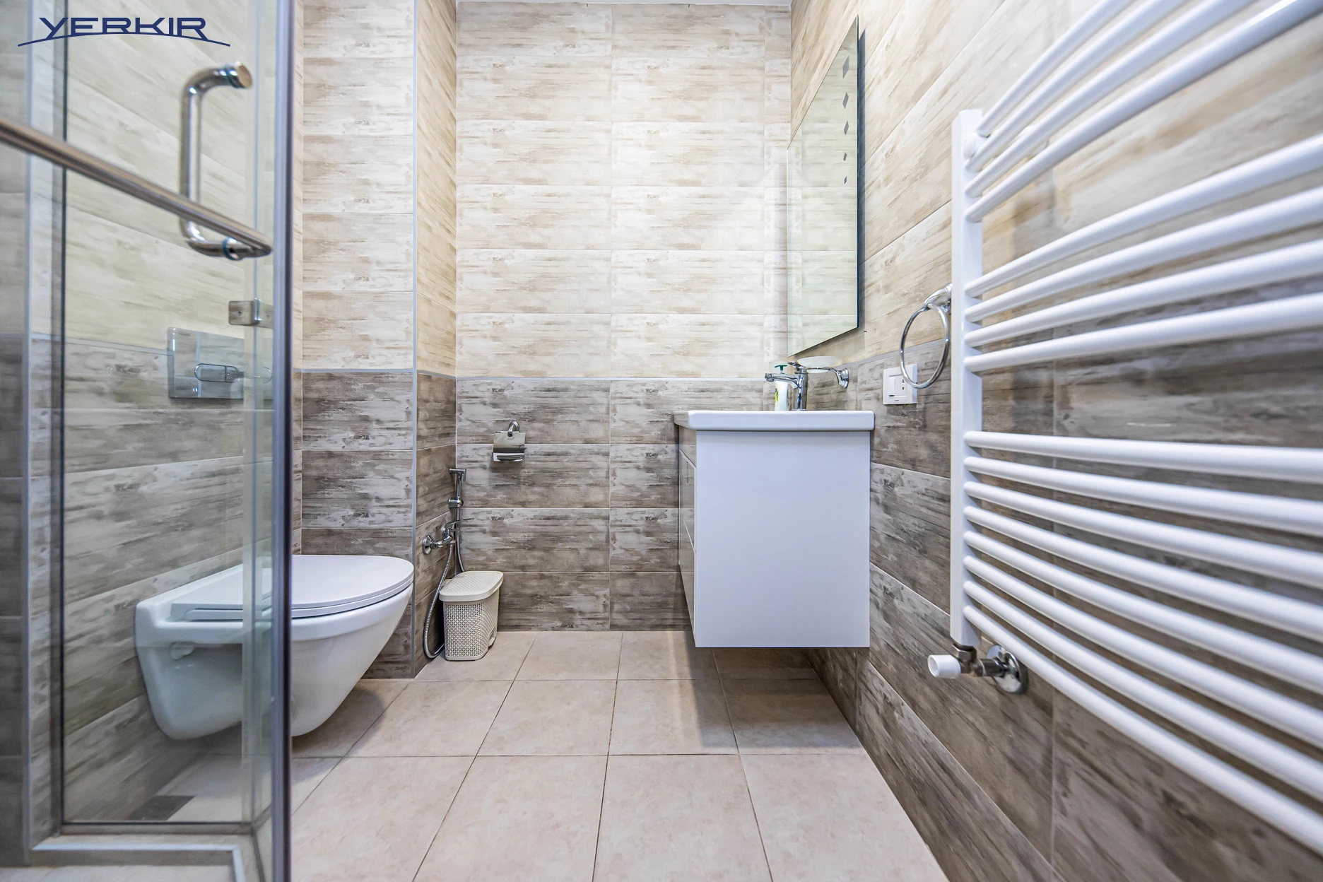 Apartments Code: d+5+214817