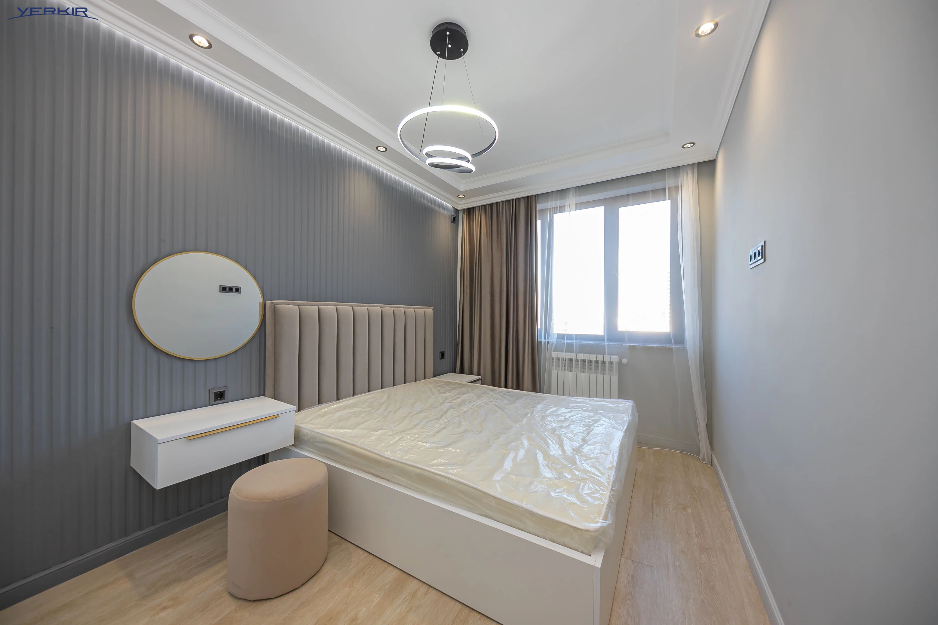 Apartments Code: 5+221692