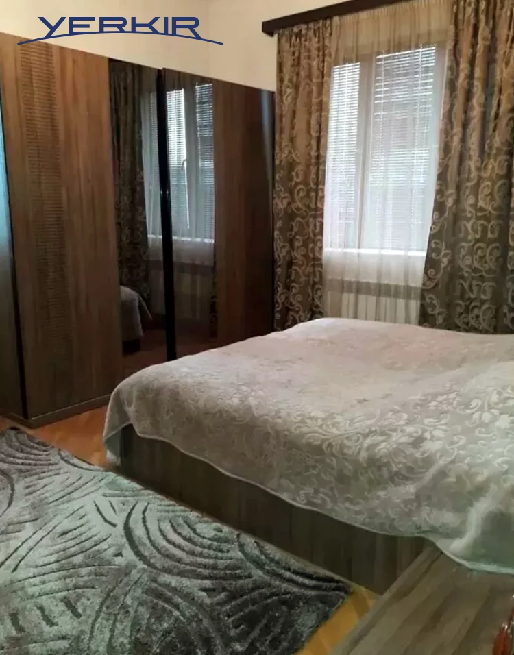 Առանձնատներ Կոդ` 9+50009-dp48