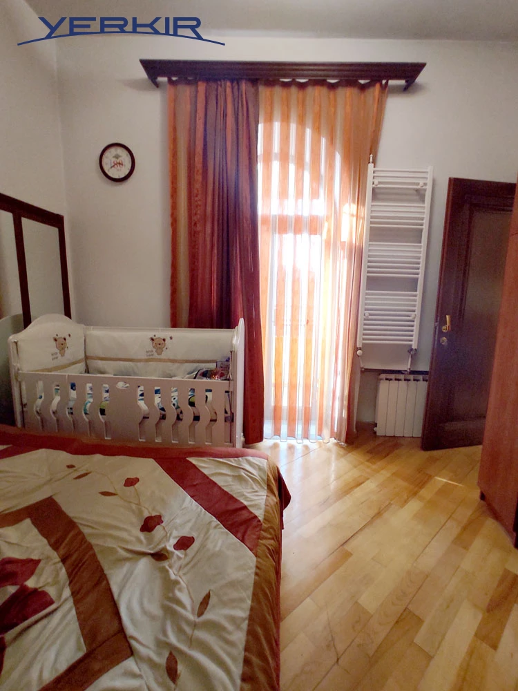 Apartments Code: 8+407590