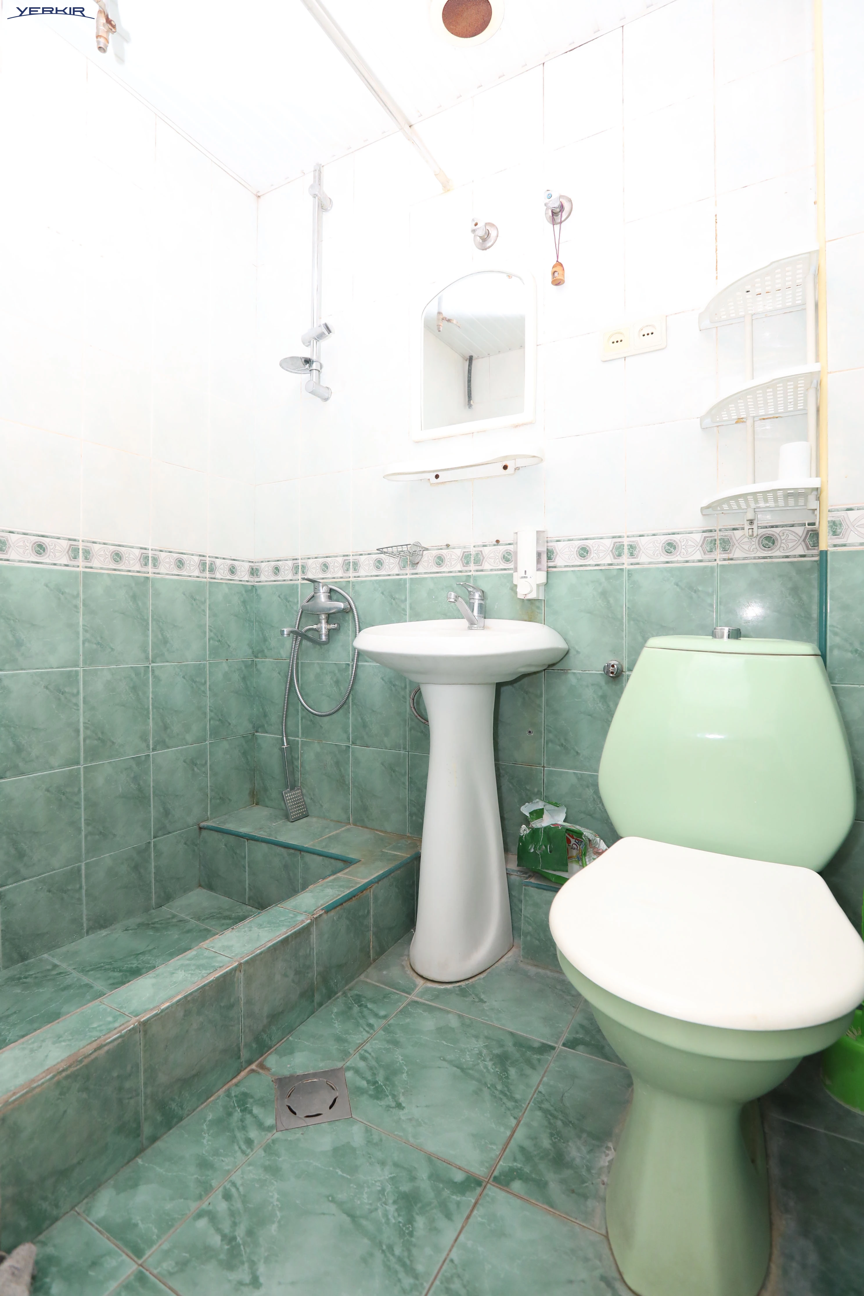 Квартиры Код 5+220289