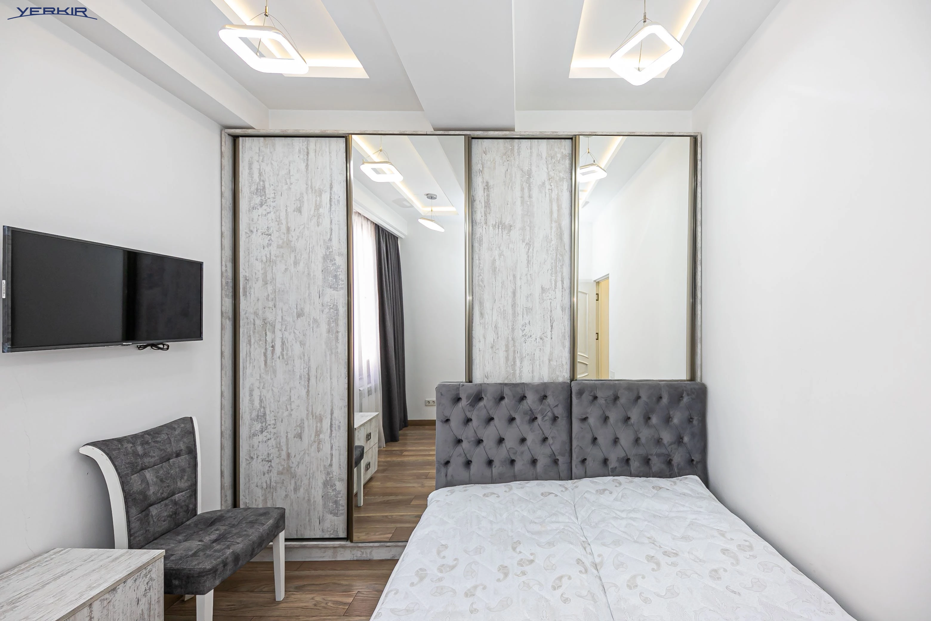 Квартиры Код 8+320404