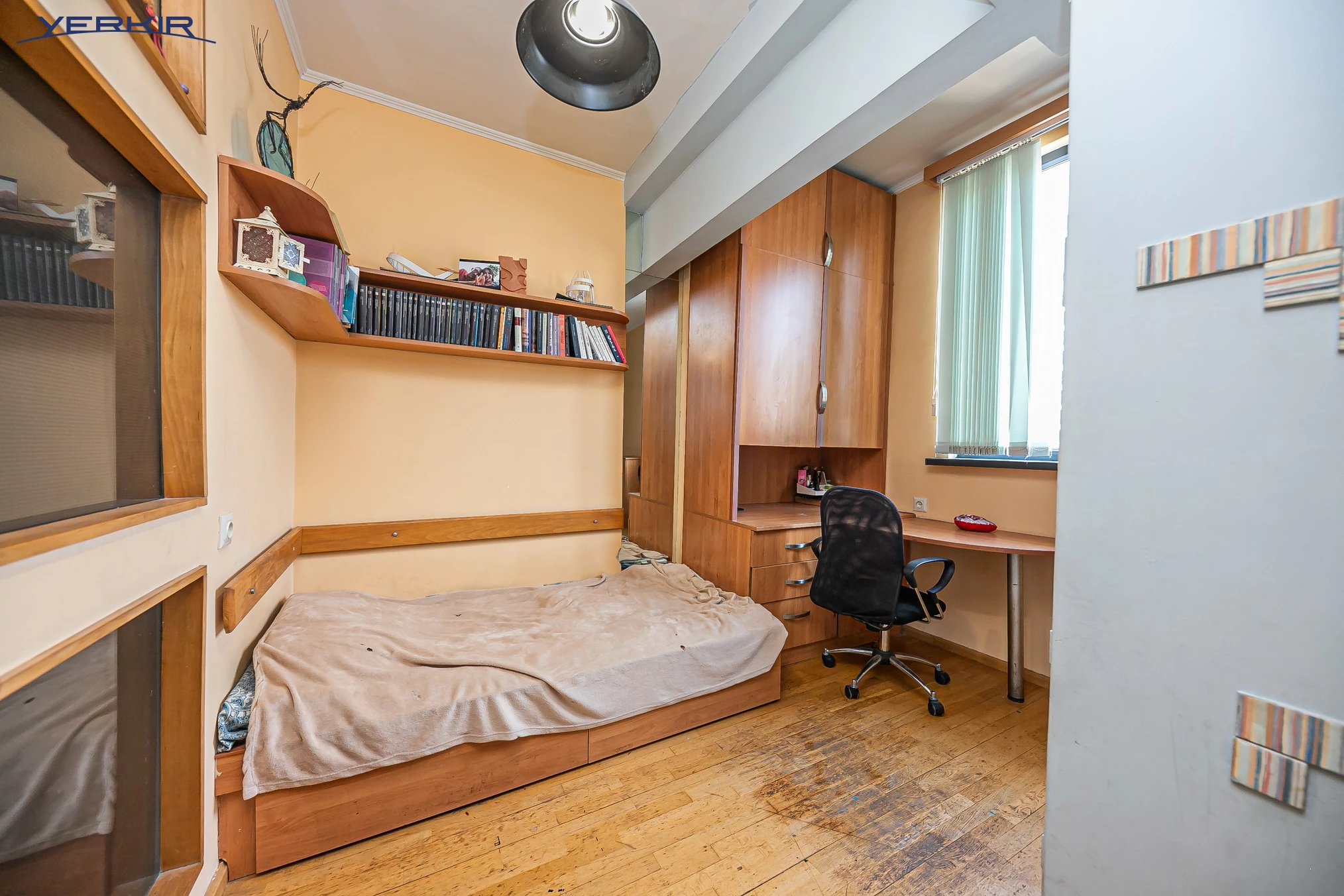 Բնակարաններ Կոդ` 10+218988