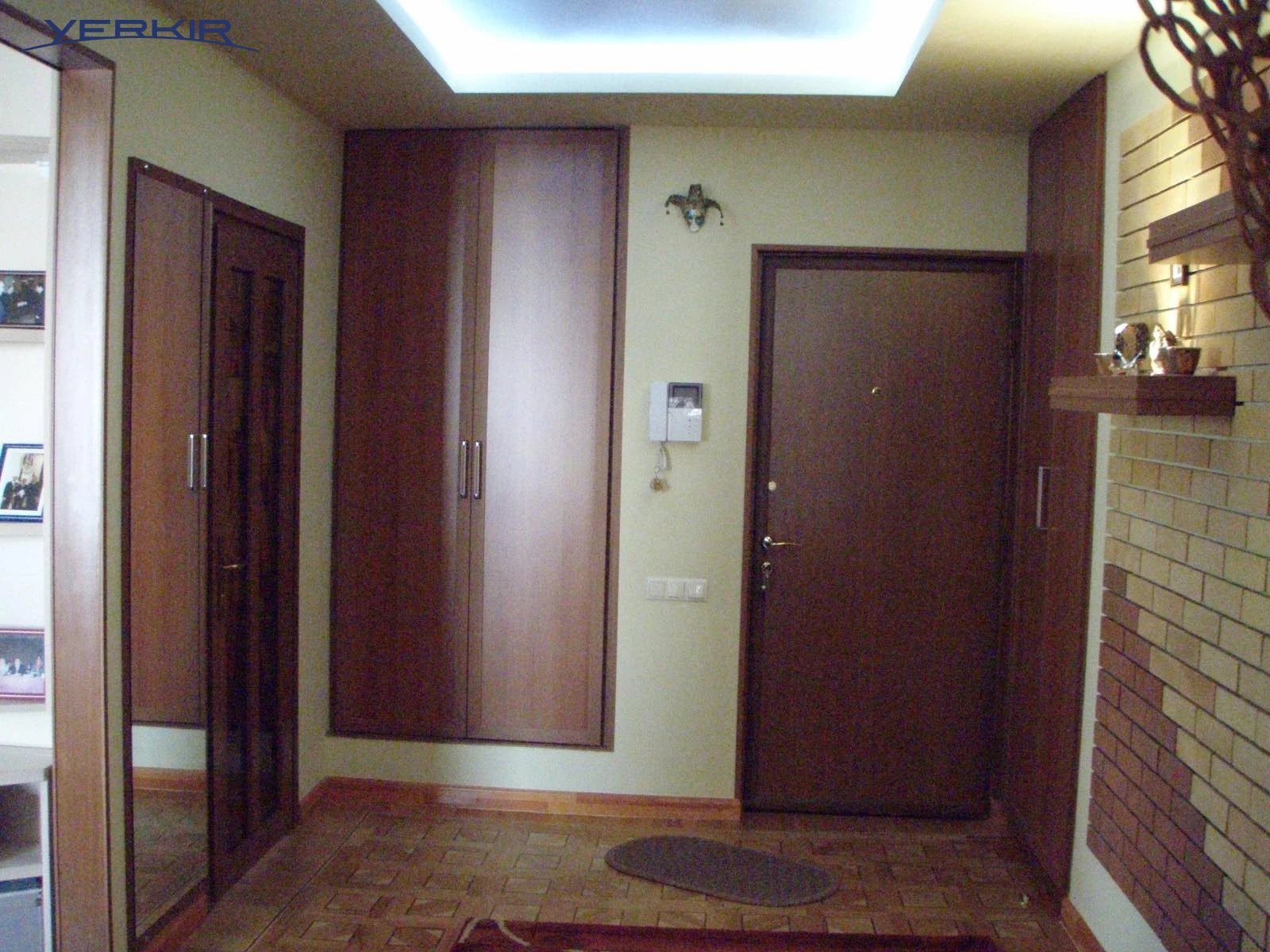 Բնակարաններ Կոդ` 5+313758