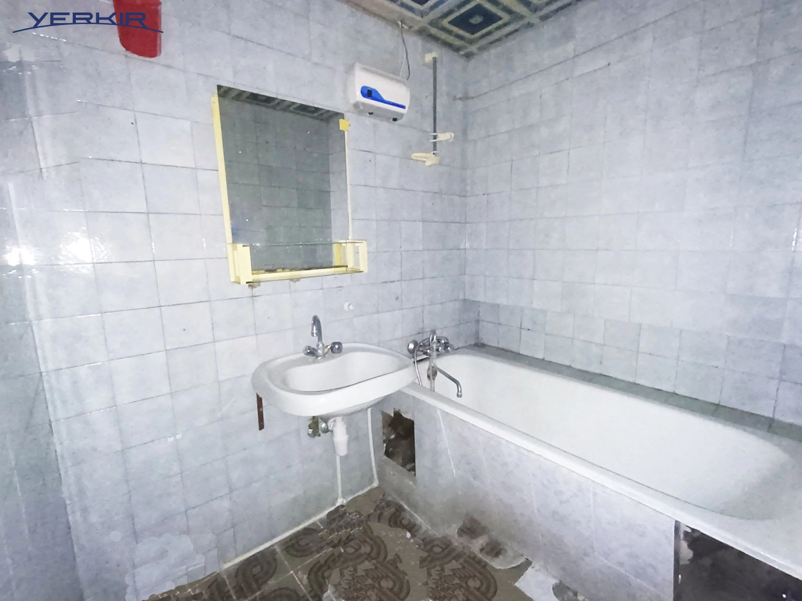 Apartments Code: 9+317919