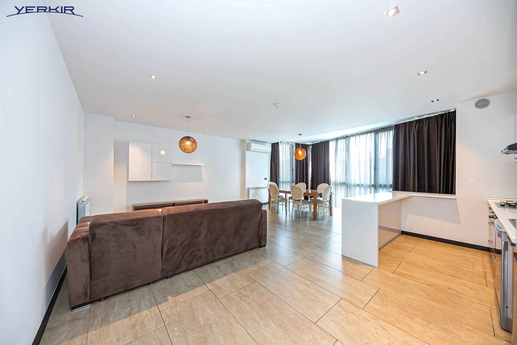 Բնակարաններ Կոդ` 5+319391