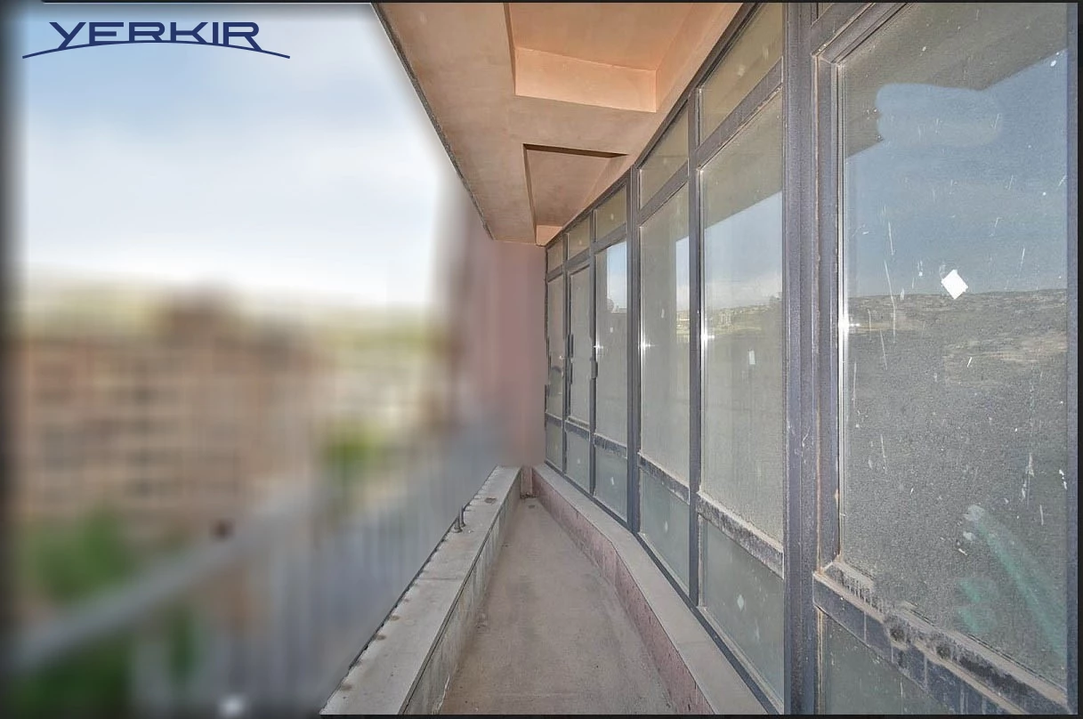 Բնակարաններ Կոդ` 5+417878