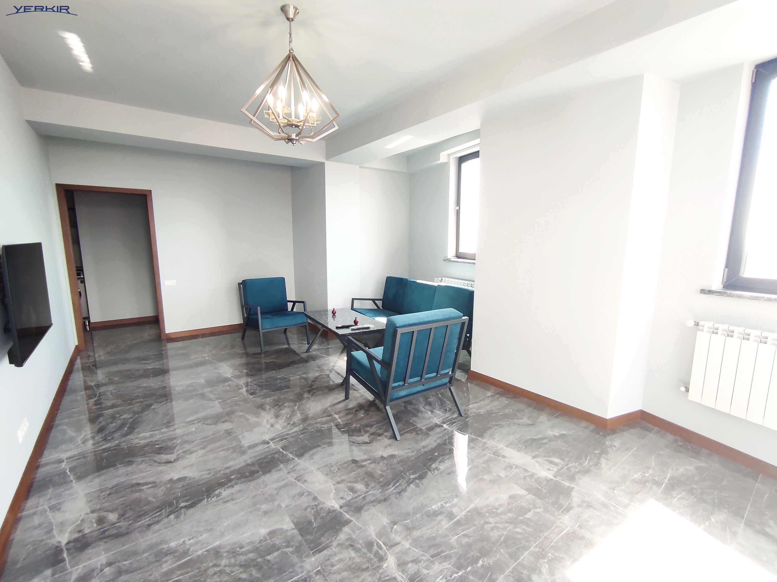 Apartments Code: 5+411176