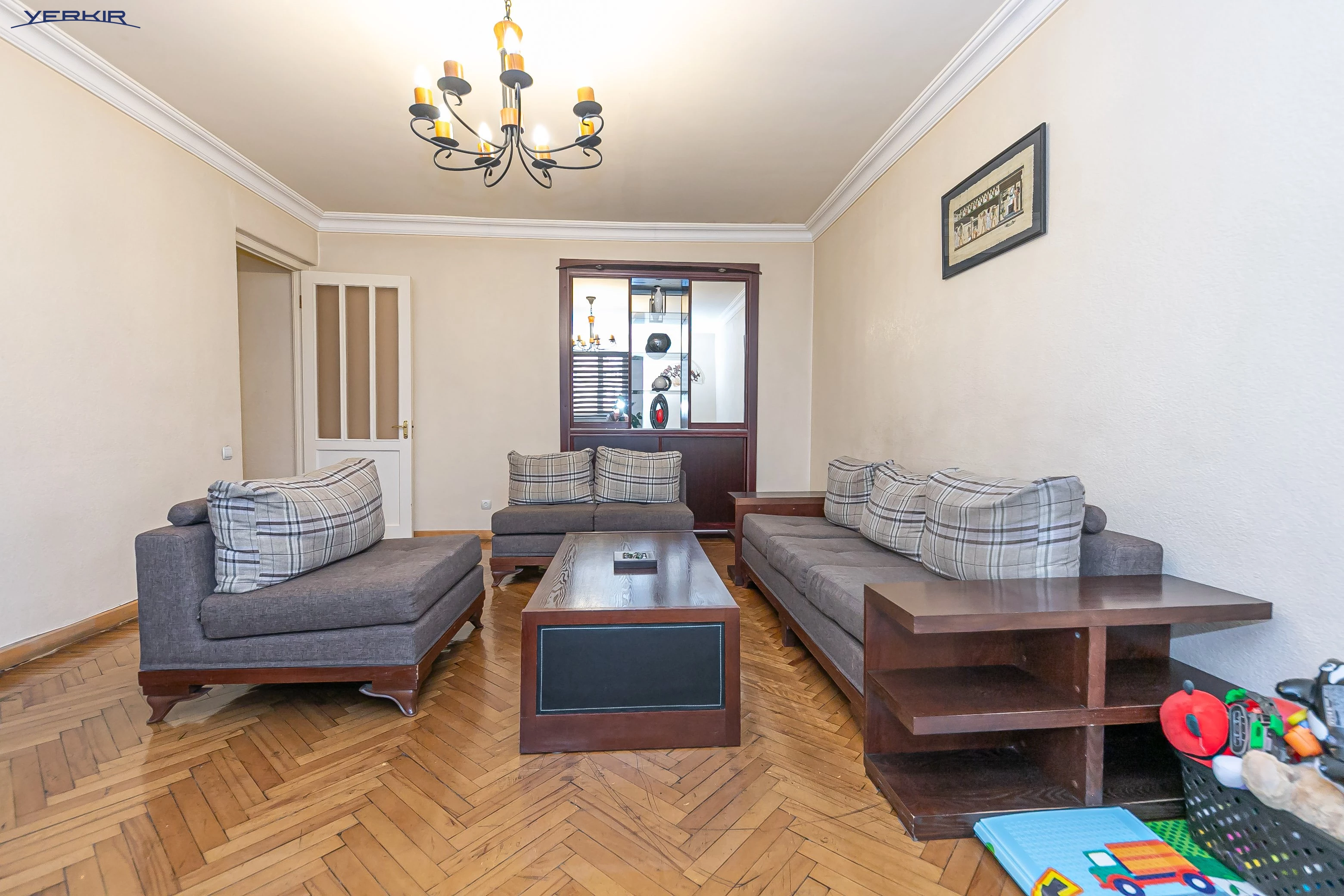 Բնակարաններ Կոդ` 2+819685