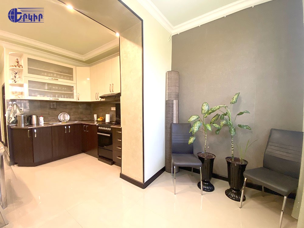 Apartments Code: 5+200211