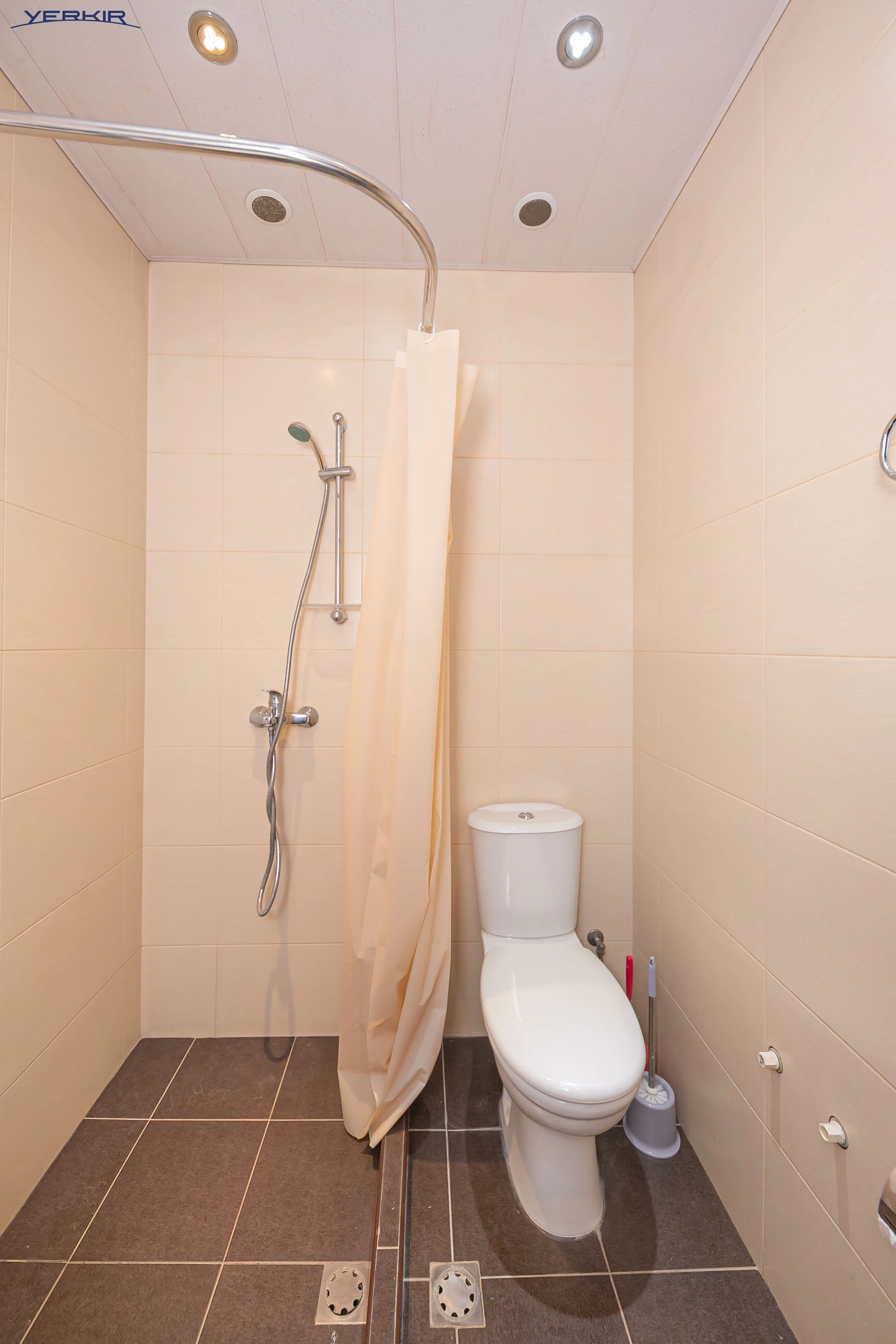 Apartments Code: 5+321677