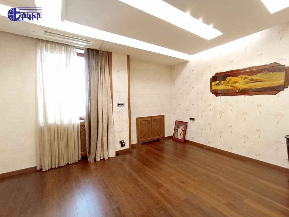 Բնակարաններ Կոդ` 10+402741