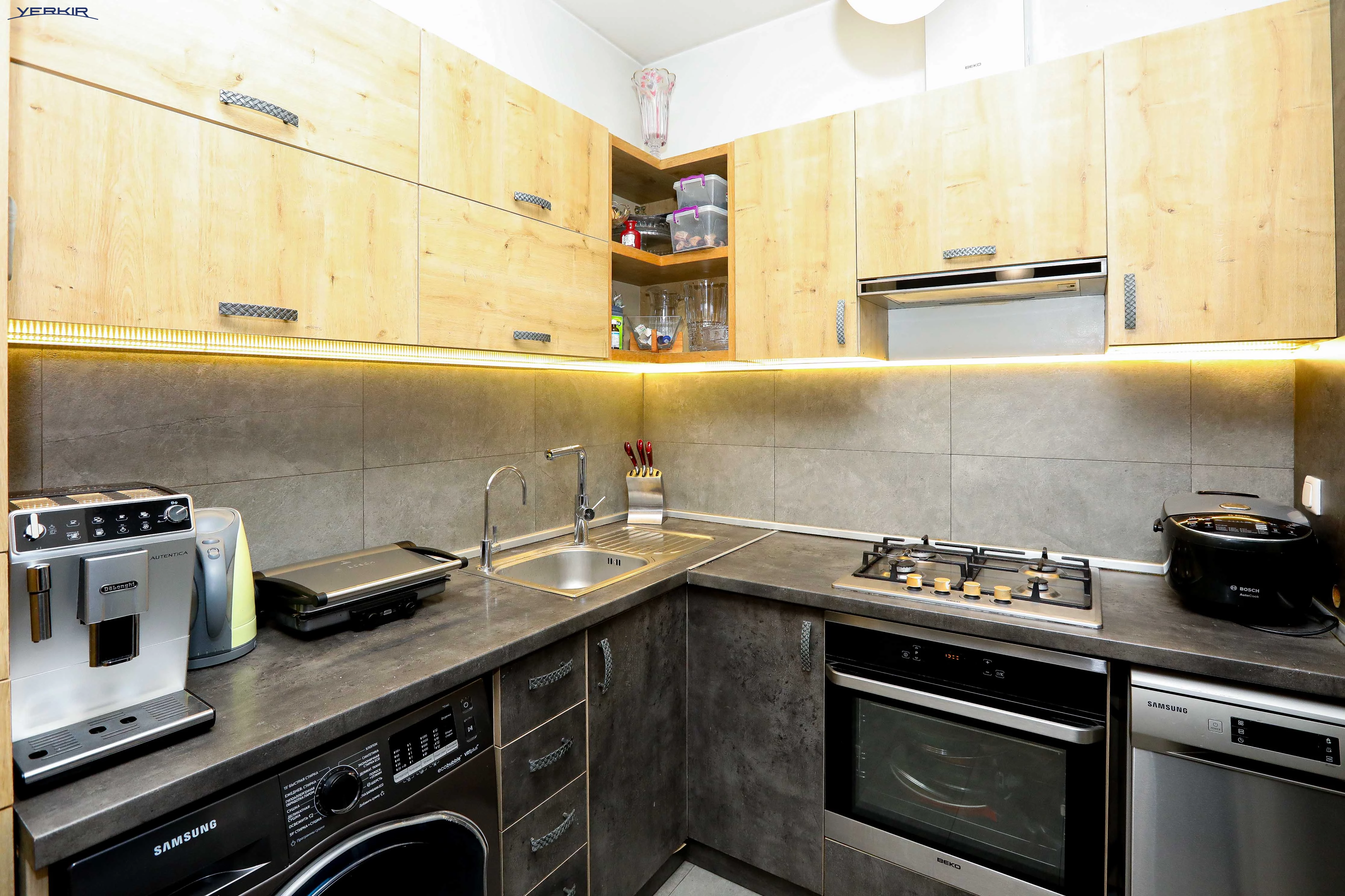 Apartments Code: 10+320497