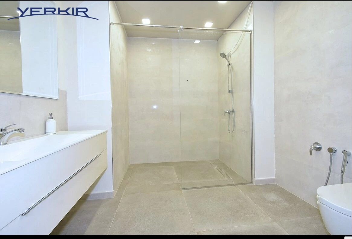 Բնակարաններ Կոդ` 3+306425