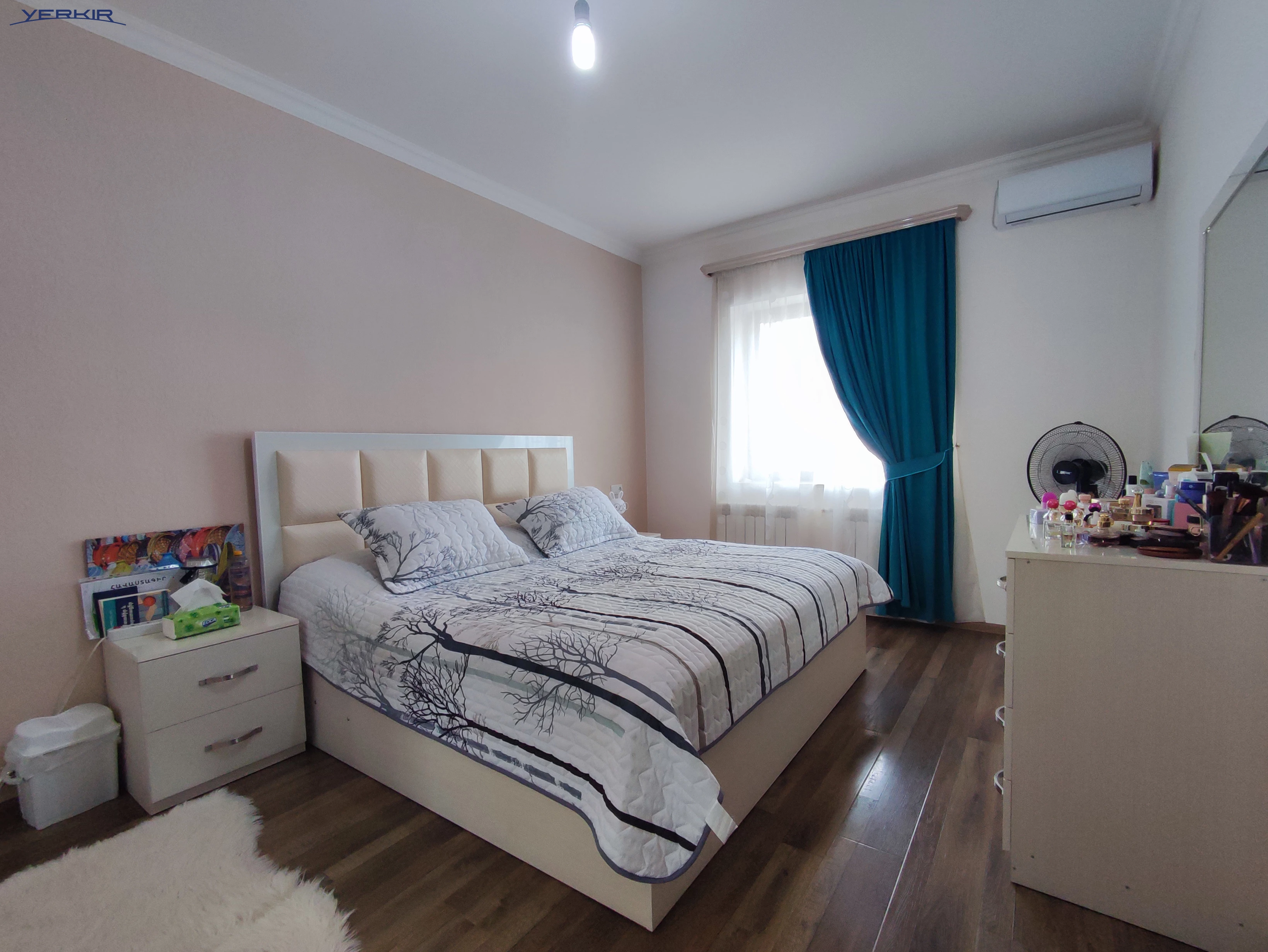 Առանձնատներ Կոդ` 4+515956