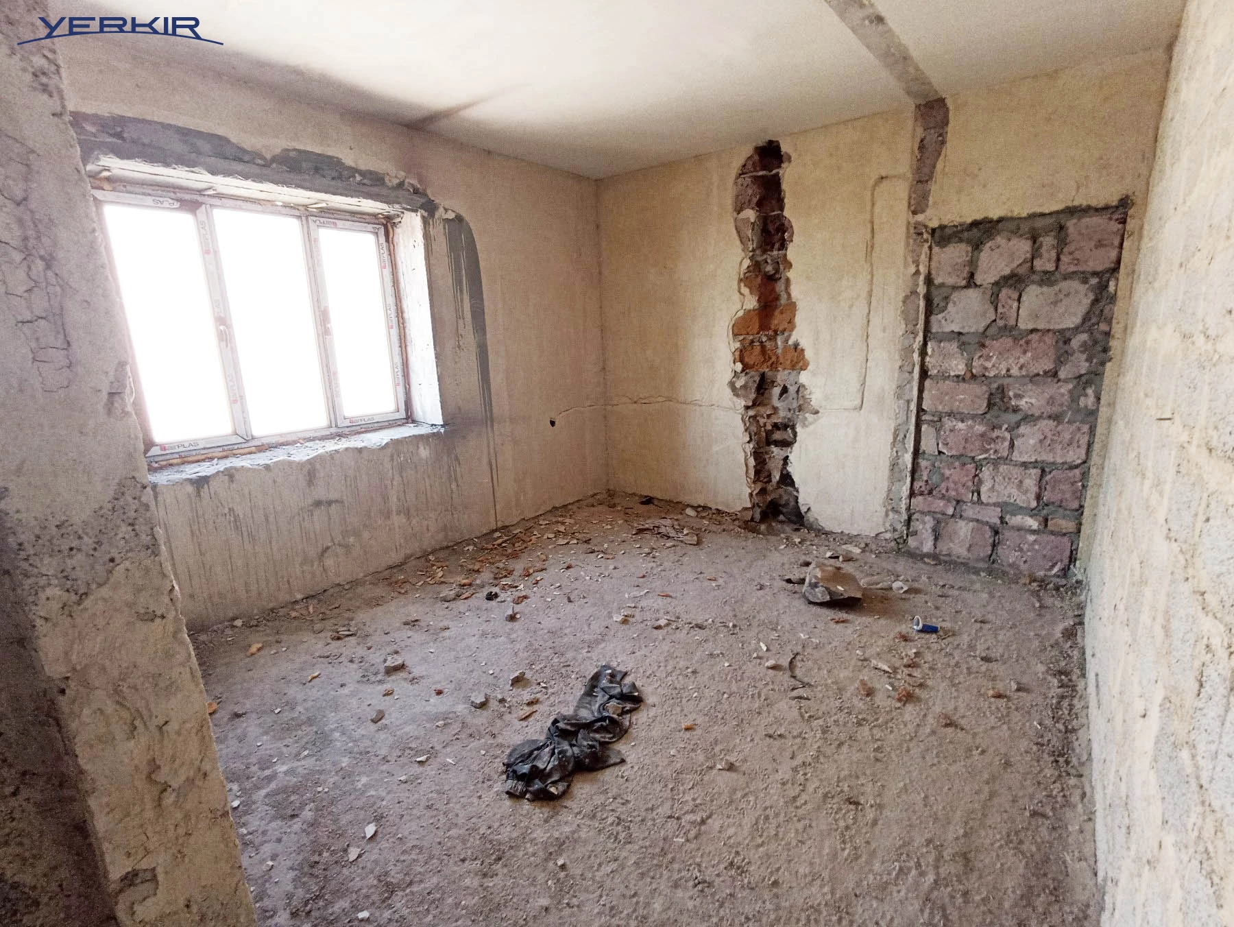 Houses Code: 10+512642