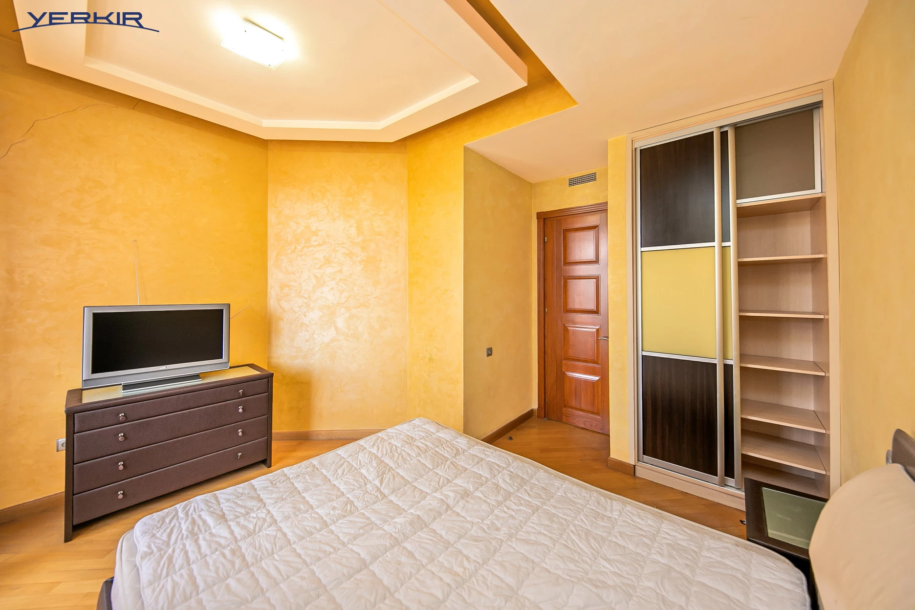 Apartments Code: 1+416145