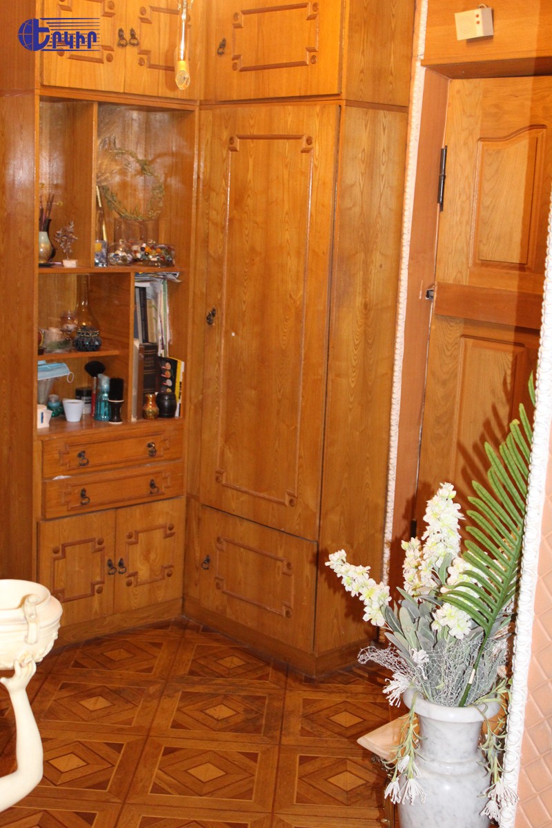 Բնակարաններ Կոդ` 4+30359