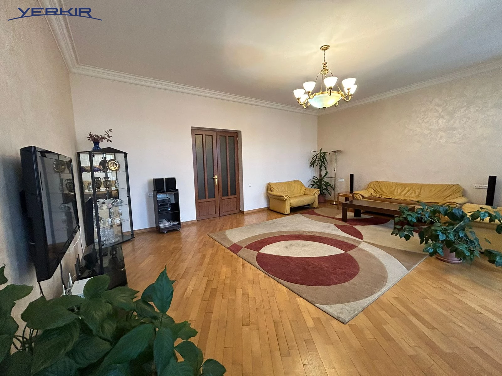 Квартиры Код 5+317516