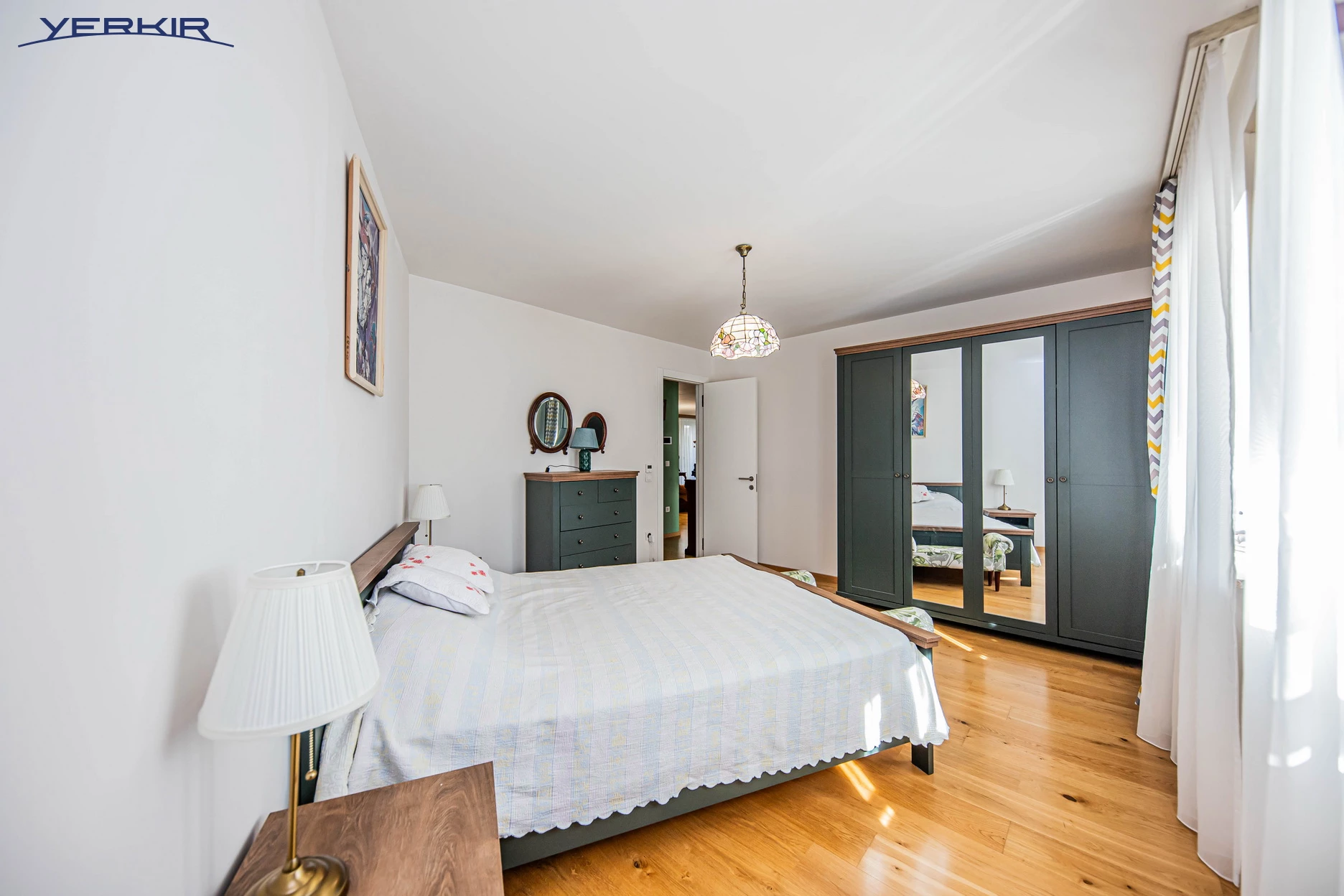 Apartments Code: 10+414072