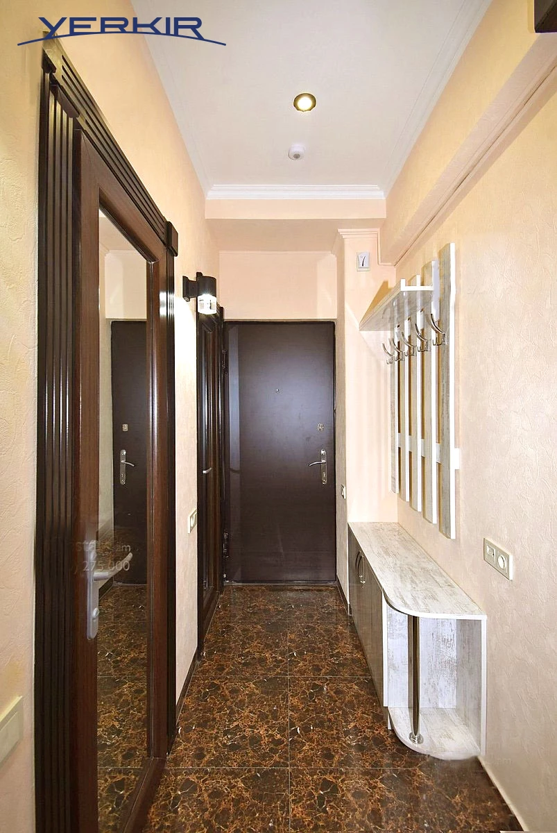 Apartments Code: 9+10112