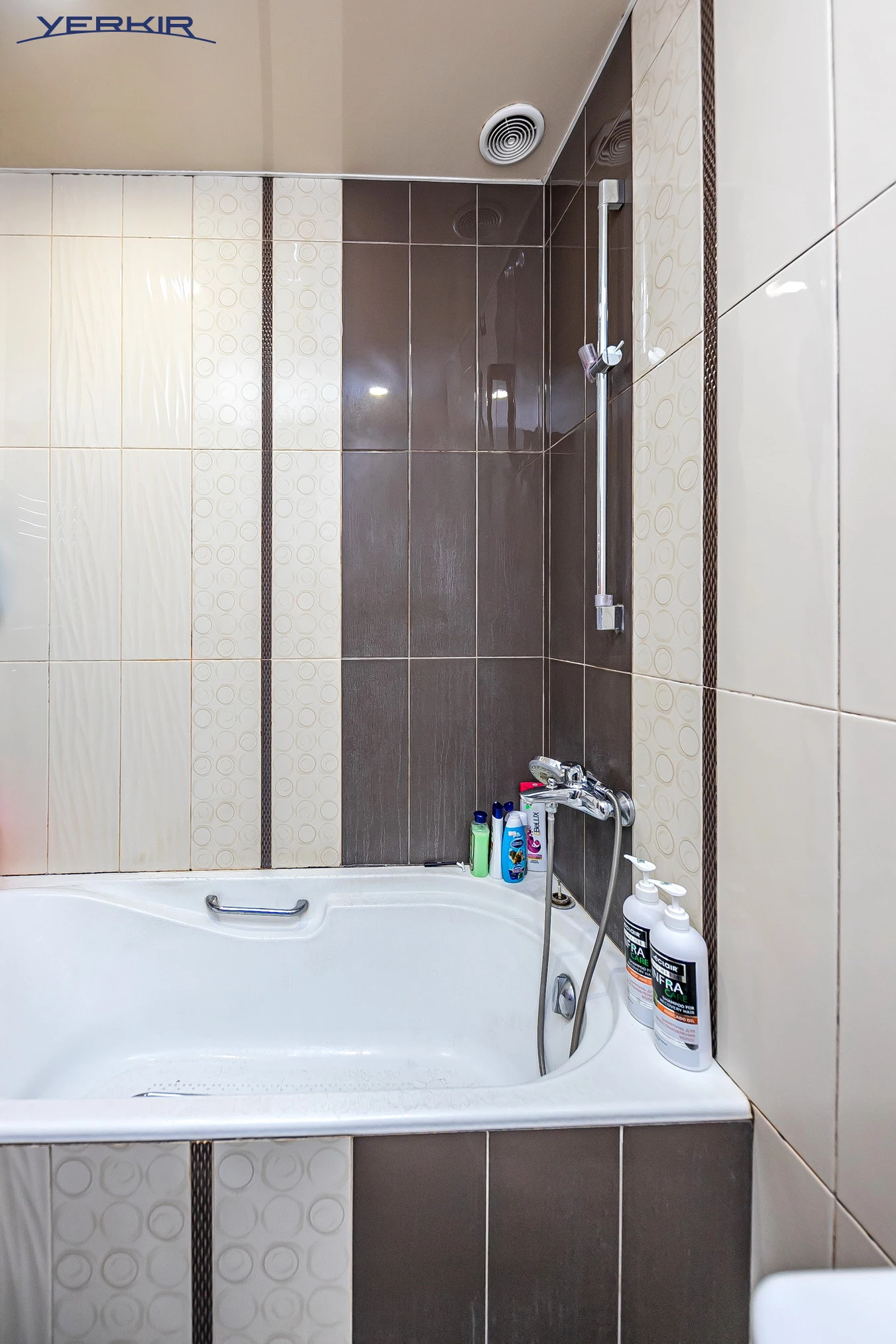 Apartments Code: 5+317049