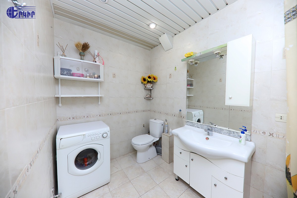 Apartments Code: 5+22322