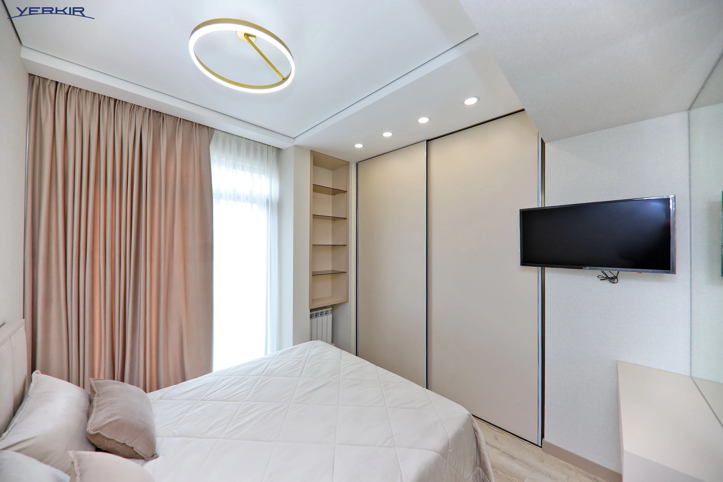 Apartments Code: 5+216781