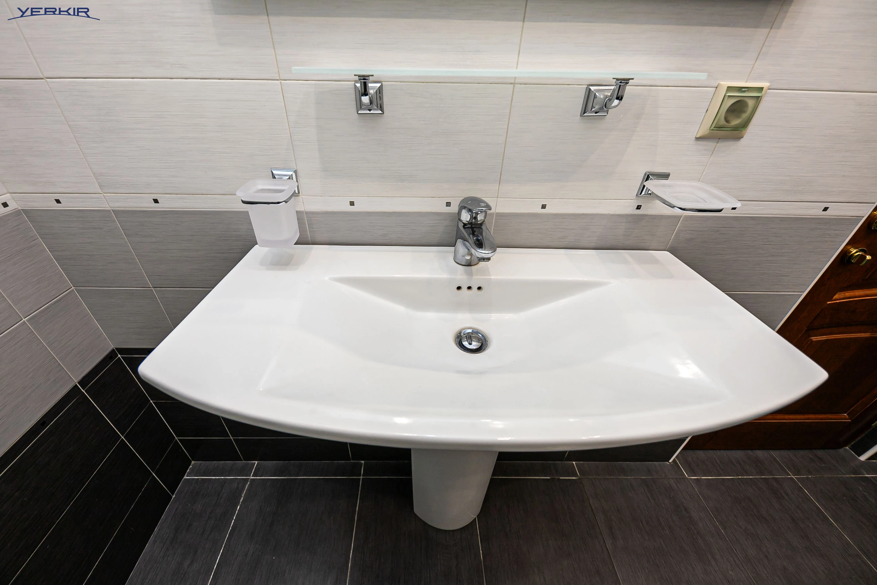 Квартиры Код 5+420265