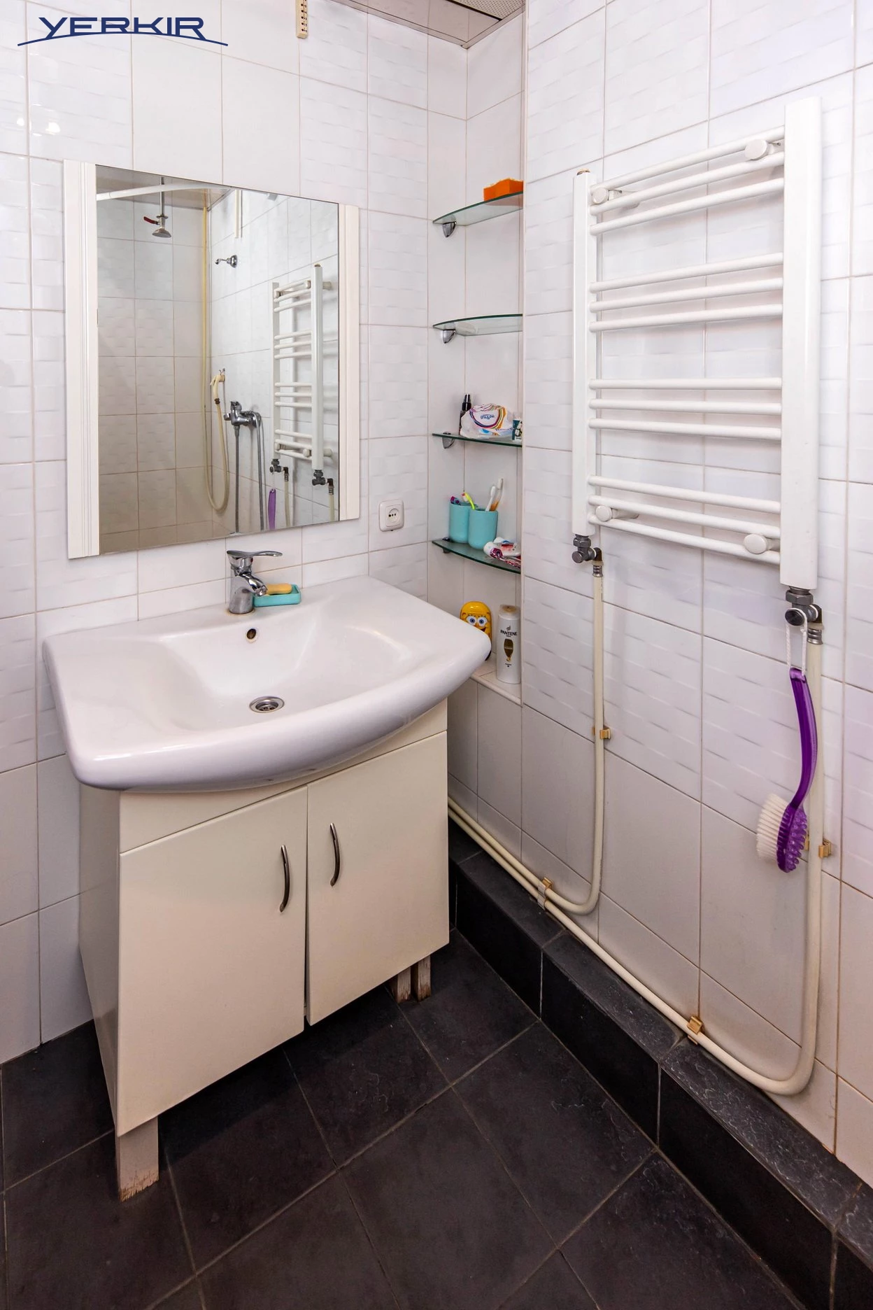 Apartments Code: 2+2282881