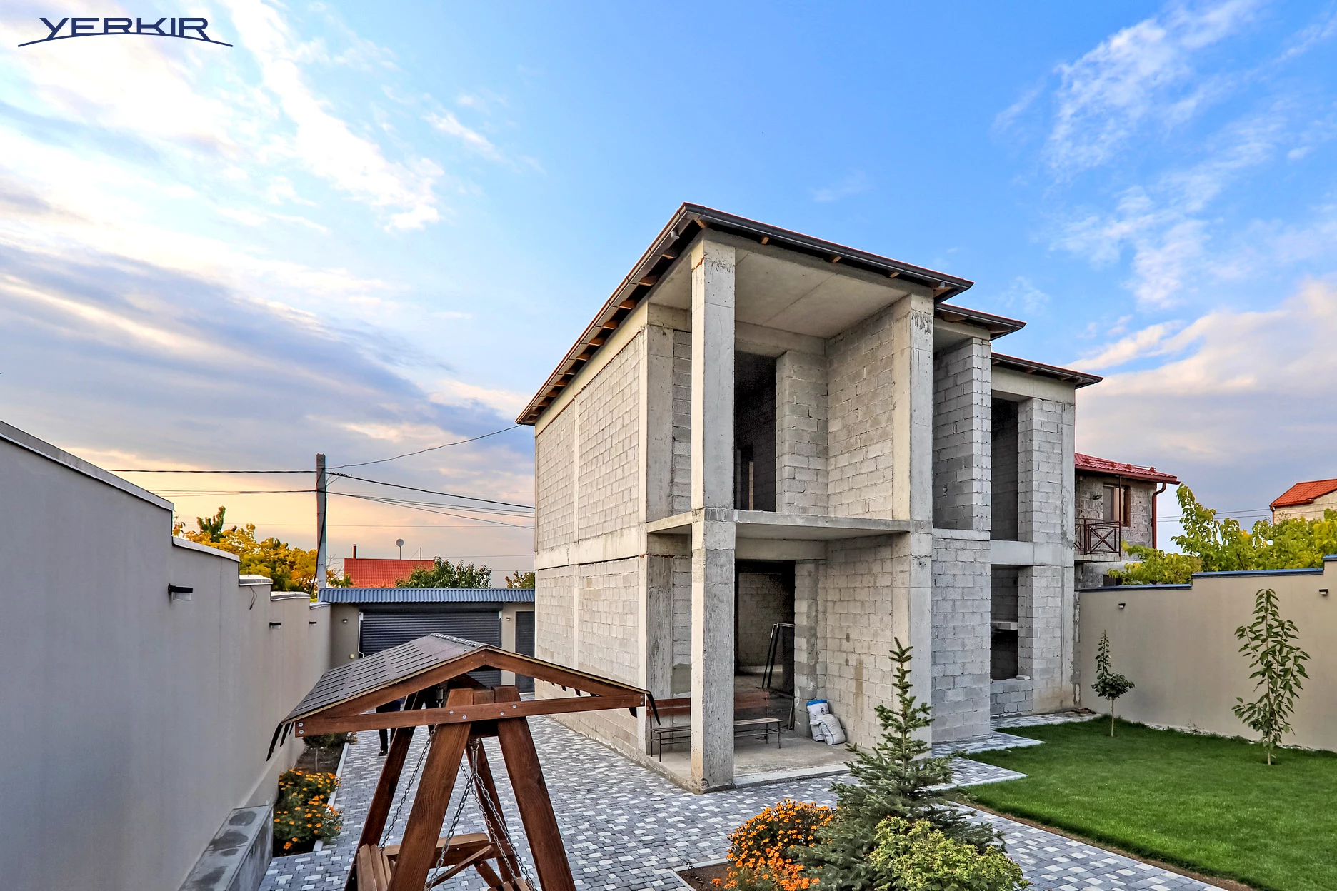 Houses Code: 3+513795