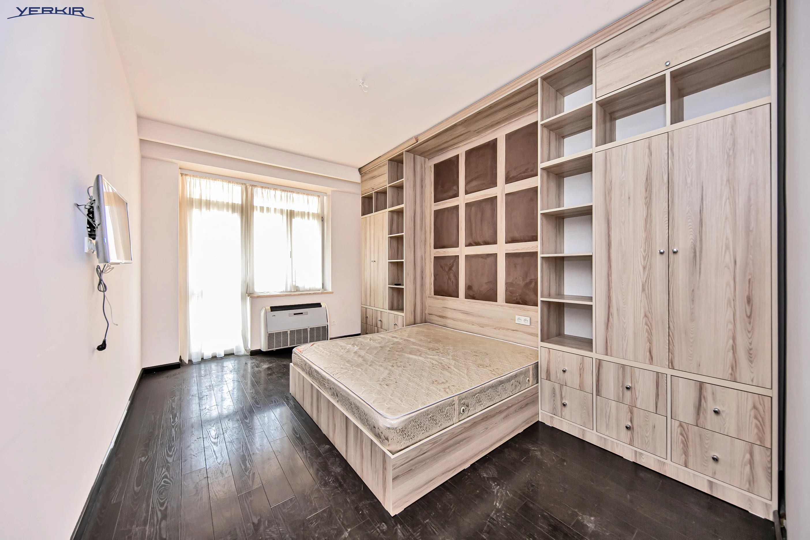 Apartments Code: 1+416098