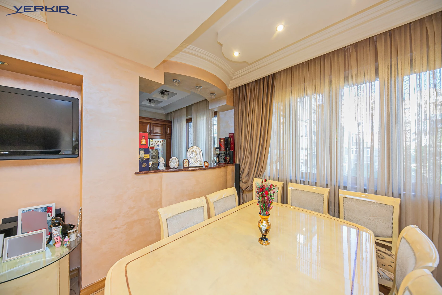 Apartments Code: 10+30600